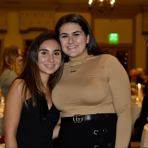 Meet your Posher, Gasia